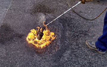 Lower Middleton Cheney flat roofing repairs